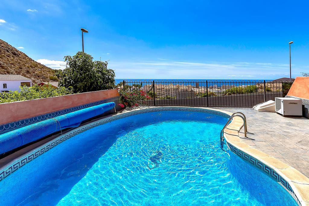 Villa In Los Cristianos 로스크리스티아노스 외부 사진