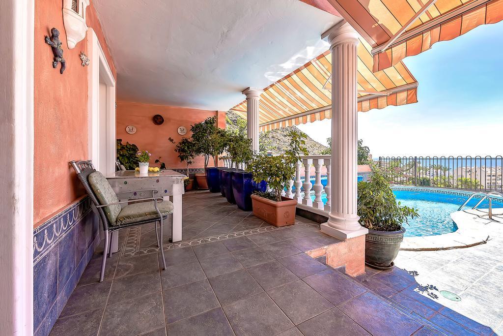 Villa In Los Cristianos 로스크리스티아노스 외부 사진